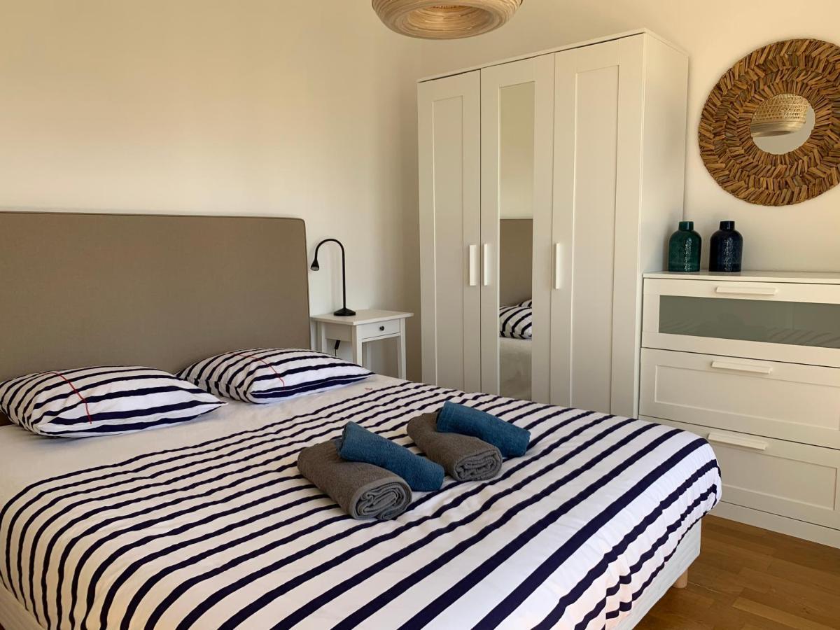 Trouville, Appartement Renove Avec Grande Terrasse Au Calme エクステリア 写真
